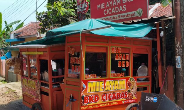 Siang Panas, Mie Ayam BKD, dan Cerita Kecil Tentang Kenyang yang Sederhana