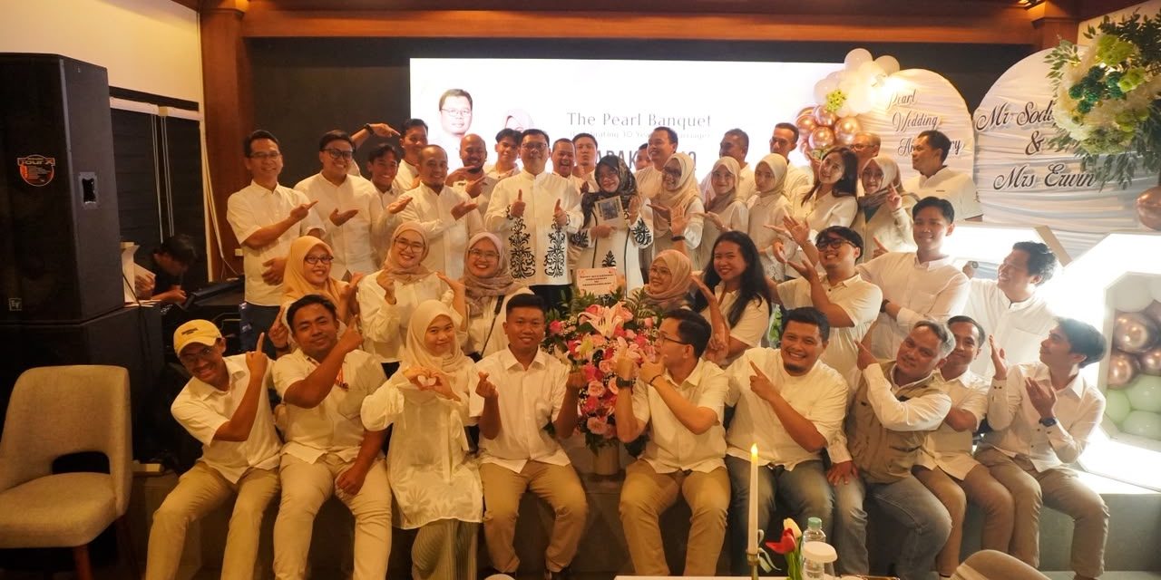 Bahtera yang Terus Diperbaiki