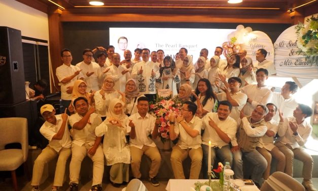 Bahtera yang Terus Diperbaiki