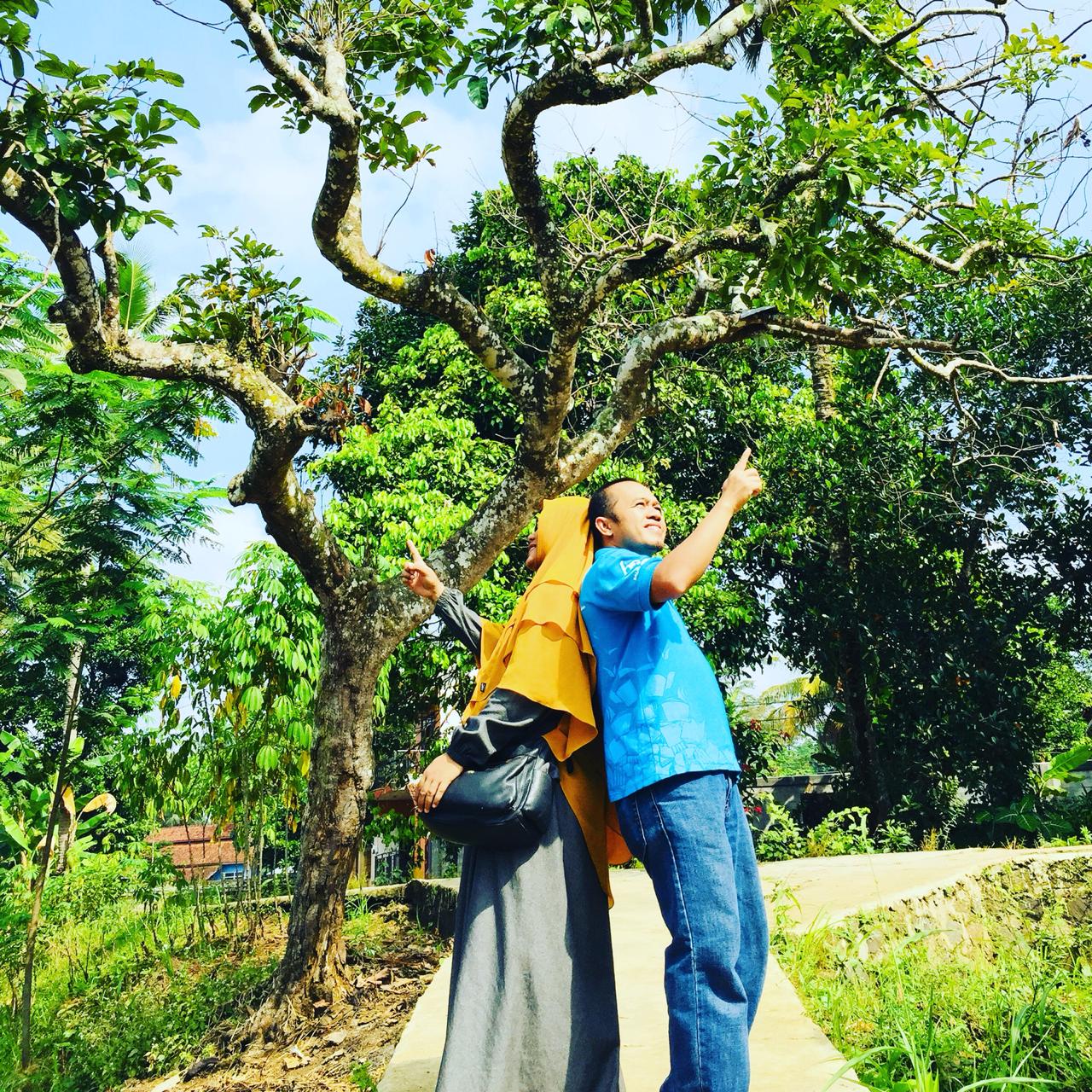 Romantis Hak Segala Bangsa