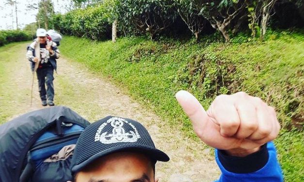 Pendaki Amatir, Makam dan Gunung Burangrang