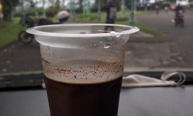 Kritik Serenyah Keripik